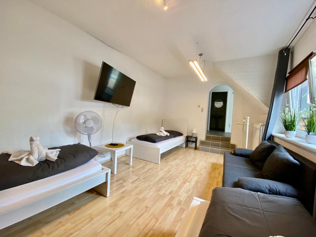3-Zimmer Haus 85Qm Mit Balkon Bis Zu 8 Personen Winningen Bagian luar foto